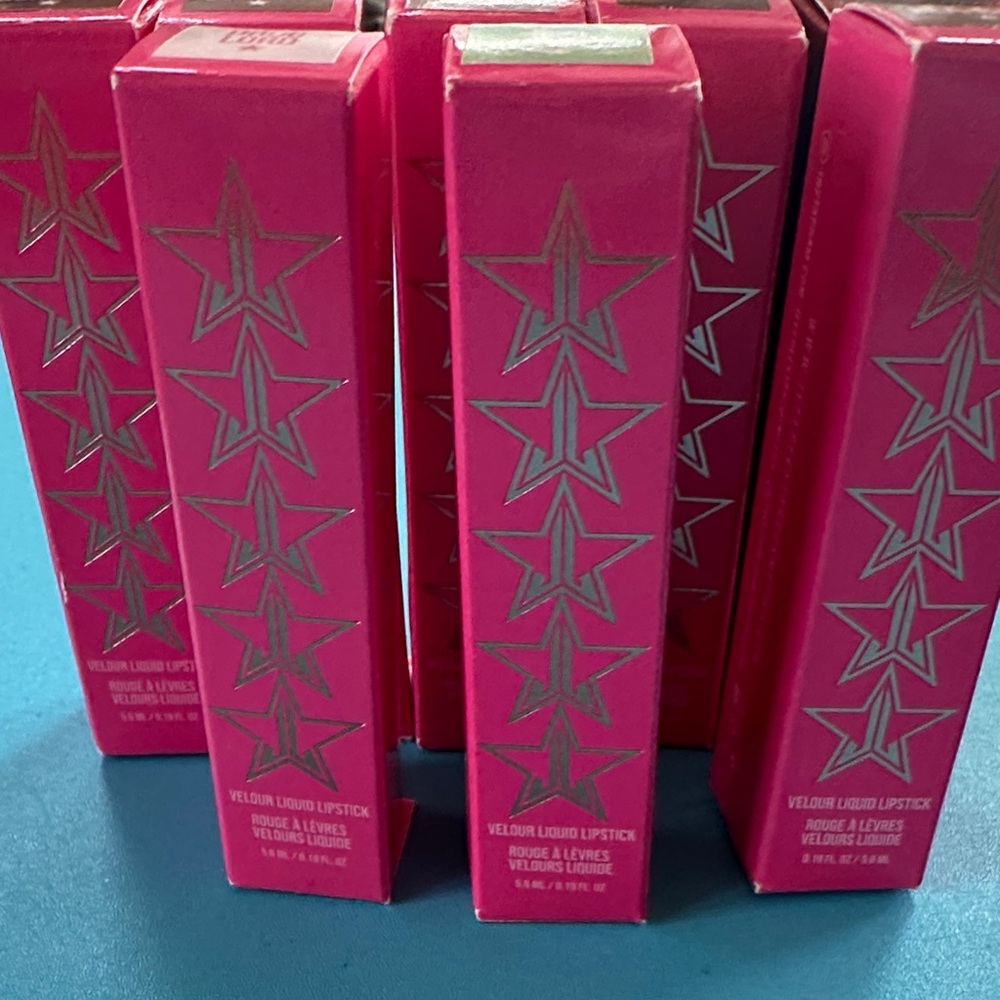 Jeffree Star Velour Liquid Lipstick Collection in Pink and Silver
